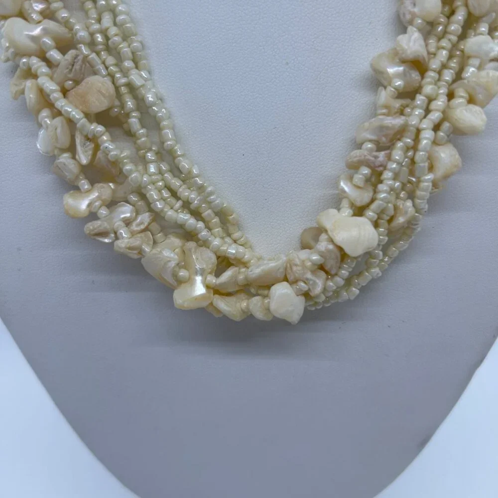 Vintage Multi-Strand Necklace Mother Of Pearl Chips Seed Bead Cruise WearTropics - Picture 3 of 14